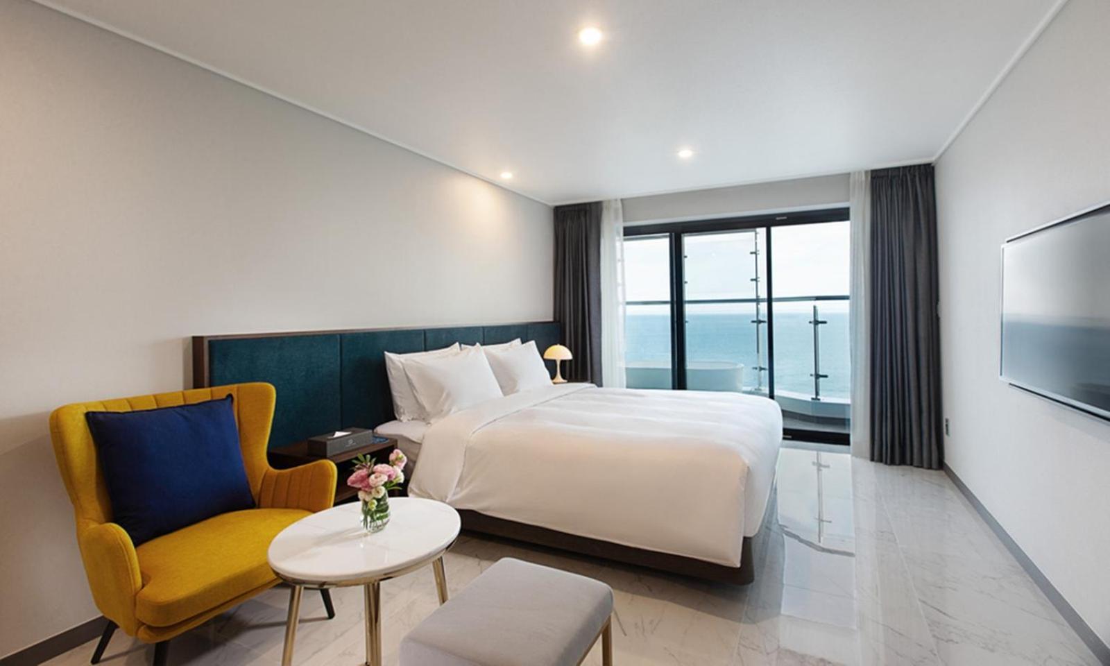 Busan Yeongmu Parade Hotel Haeundae Beach Εξωτερικό φωτογραφία